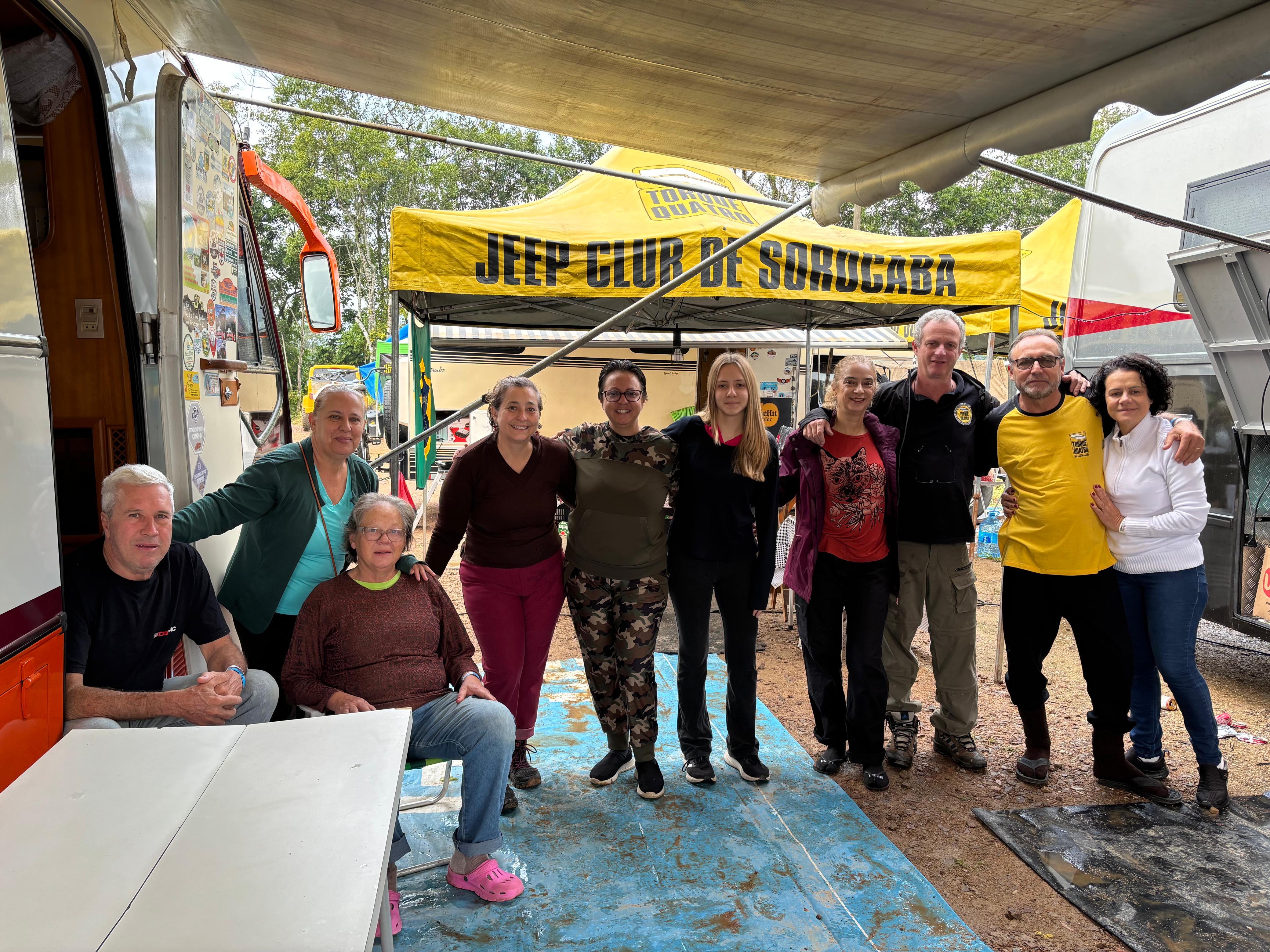 Famílias transformam camping da Fenajeep em tradição