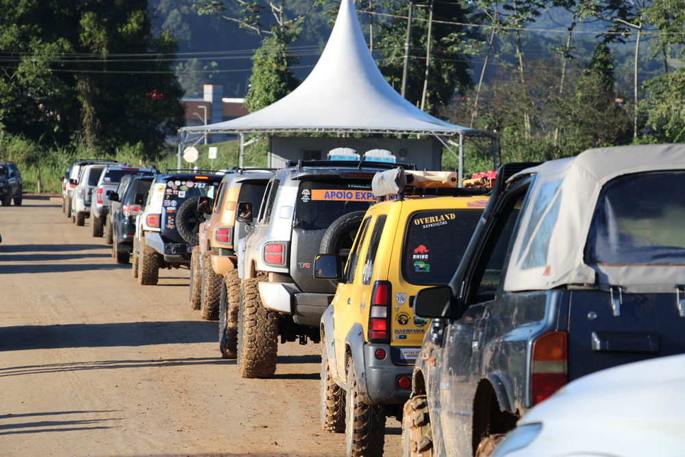 Aventura em família e espírito off-road marcam o Passeio Expedition da XXXI Fenajeep