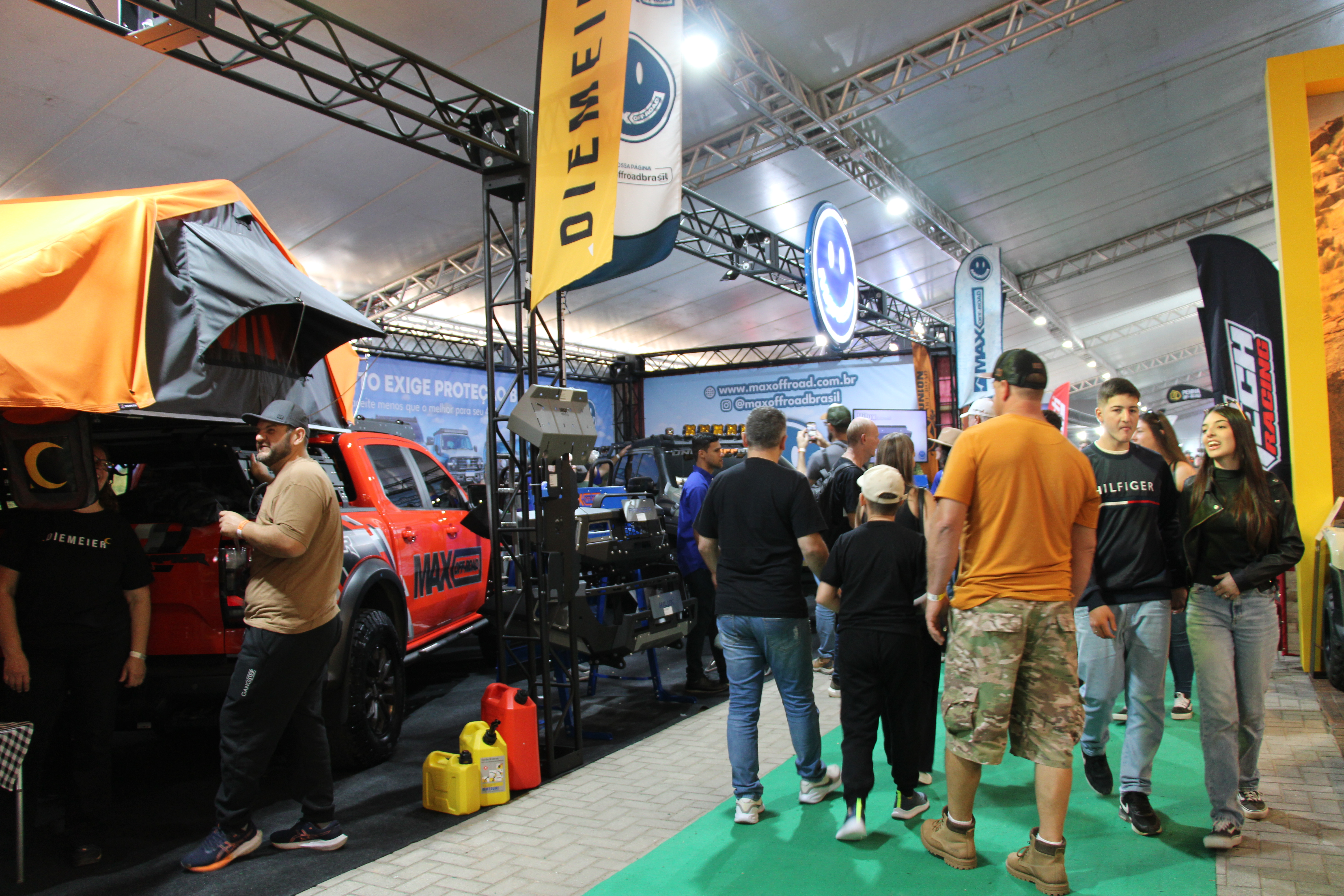 Expositores destacam visibilidade e novos negócios no Salão Off-Road da Fenajeep